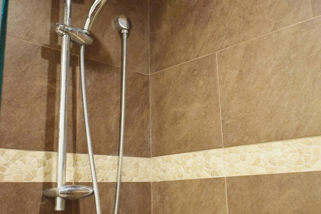 Home Away From Home - Basement Studio Apartment Τορόντο Εξωτερικό φωτογραφία